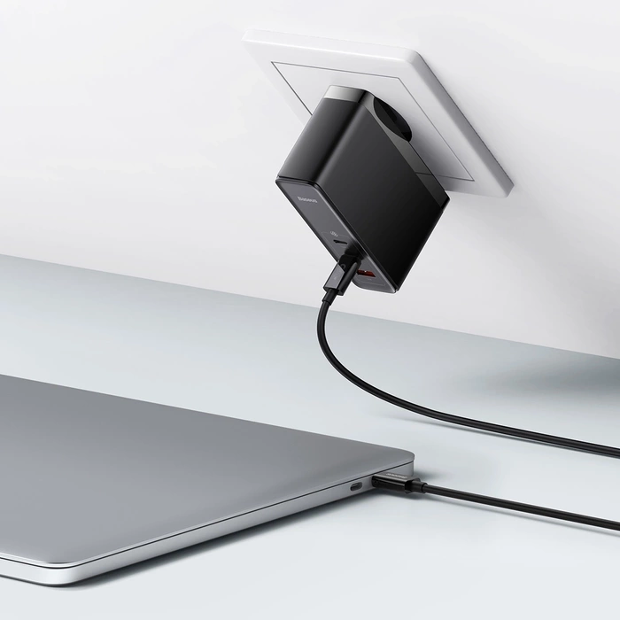 Ładowarka sieciowa Baseus GaN5 Pro 2xUSB-C + USB, 140W (czarna)